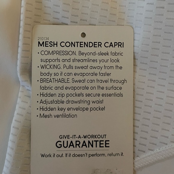 Athleta Mesh Contender capri in white, Size S - Picture 6 of 6